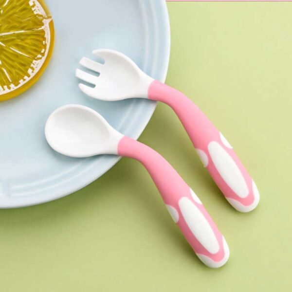 Thìa và nĩa silicon dành cho người kén ăn 4