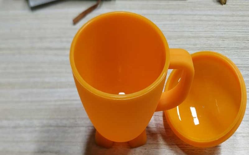 Farverige silikone Sippy Cups til småbørn 9 redigeret
