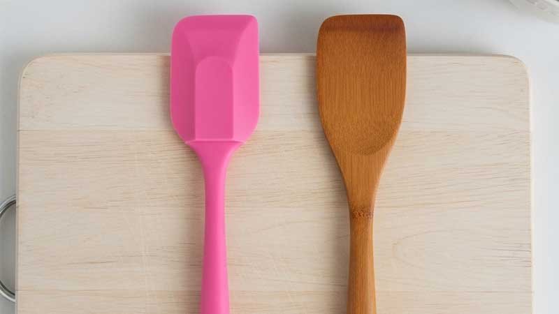 thìa silicon và thìa gỗjpg