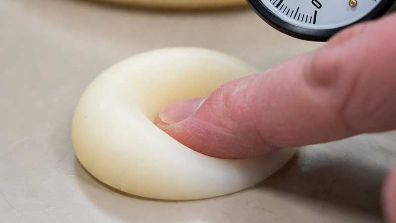 Silicone chưa đông cứng hoàn toàn