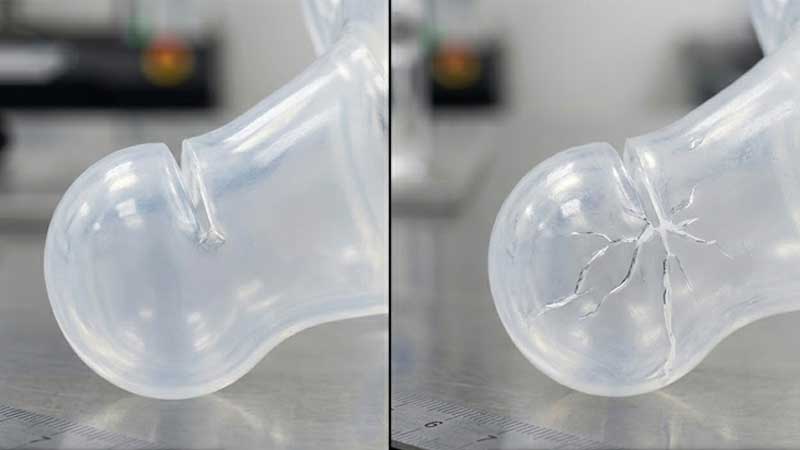 نمای نزدیک از انتشار ترک سیلیکونی